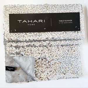 Tahari SILVER Sequins Table Runner Christmas Holiday Party Gift Wedding 14"x90"